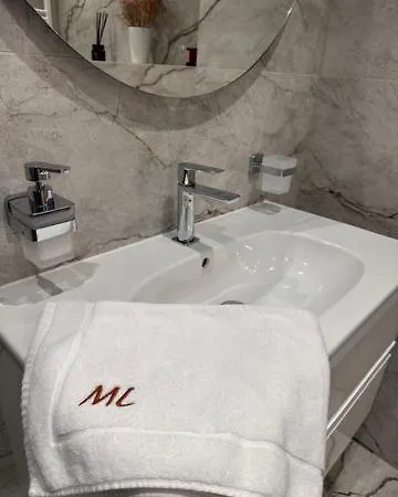 Silence Krass Z Prywatnym Jackuzi Apartmán *