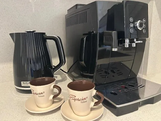 Silence Krass Z Prywatnym Jackuzi *